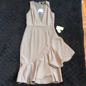 Sleeveless ruffle hem midi dress